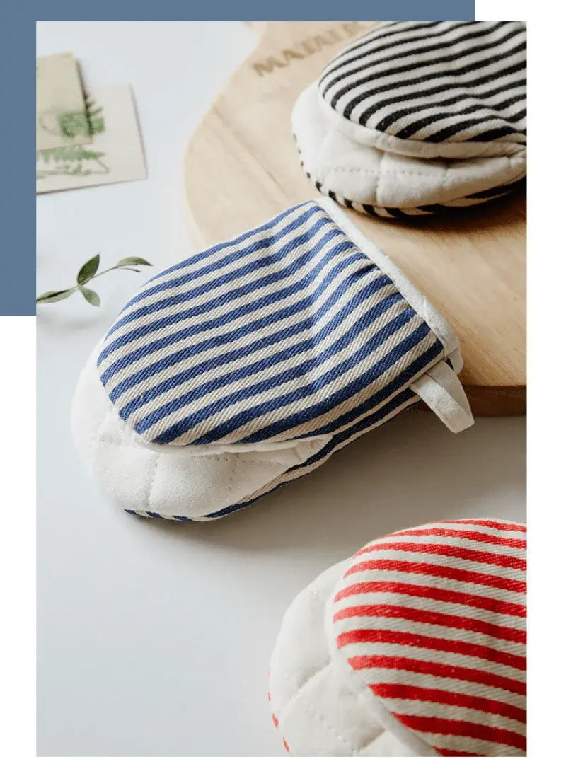 1PC  Heat-insulating Gloves Potholder Kitchen Anti-scald Microwave Gloves High Temperature Resistant Kitchen Baking Oven Gloves - Nexvibe
