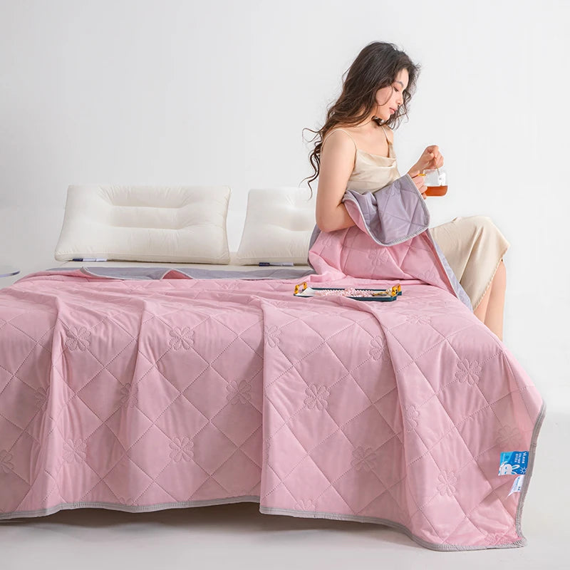 Queen Size Cooling Blanket - Breathable & Lightweight Cooling Comforter, Ice Silk Thin Quilt for Hot Weather & Airy Rooms