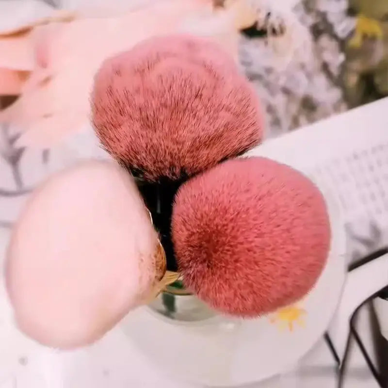 Rose-shaped Soft Brush For Manicure Nail Art Dust Brush Nail Dust Brush Gel Polish Dust Cleaning Nail Brushes Tool Nail Supplies - Nexvibe
