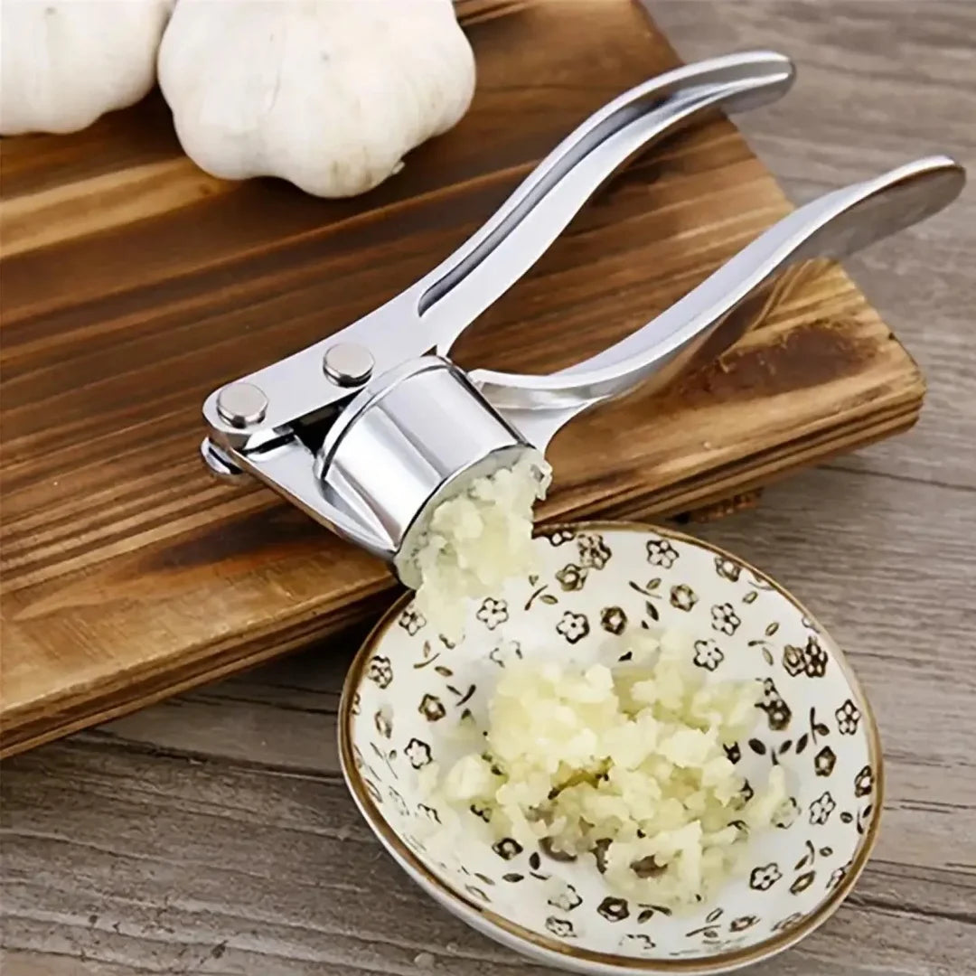 Stainless Steel Garlic Press, Manual Garlic & Ginger Crusher Kitchen Tool
