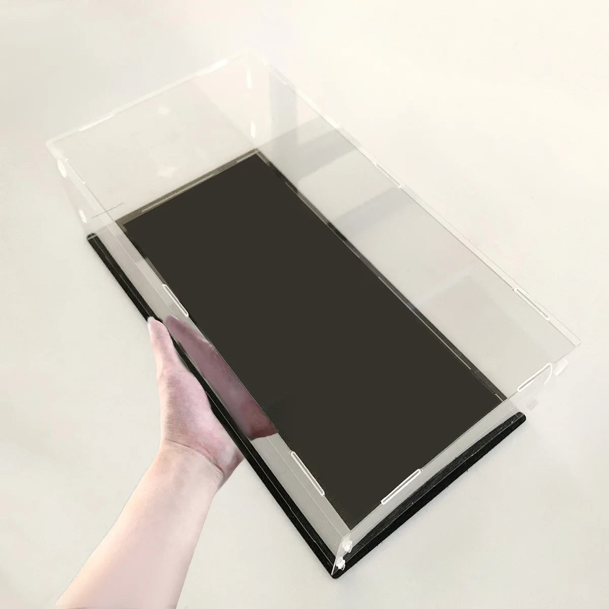 1:14 Scale Transparent Acrylic Display Box, Suitable for the Protection and Display of Toy Car Models, Building Blocks, Small Collectibles, and Figurines (Inner Dimensions 37X19X12Cm)