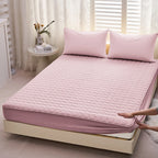 Curved Plaid Fitted Sheet, 30cm Deep Pocket. Available in Twin, Full, Queen, King and 7 colors. Waterproof, soft, breathable, wrinkle-resistant and snug-fitting, perfect for bedroom use as daily bedding.
