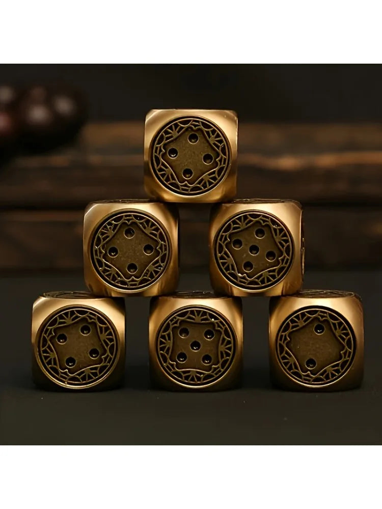 Vintage Brass Metal D6 Dice 17.5mm, Engraved Pattern Solid Copper 6 Sided Dice for Tabletop Game, Bar Entertainment & Collection