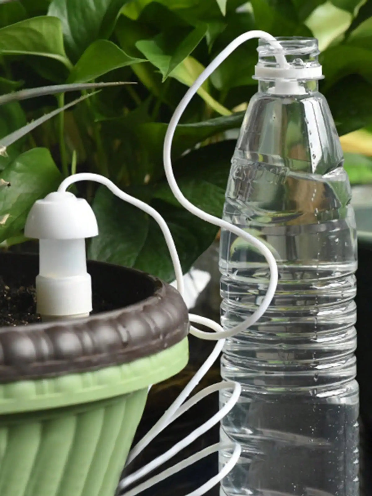 2PCS  Automatic Self Watering Spikes Ceramic Drip Irrigation Device Indoor Outdoor Potted Plants Flower Waterer Gardening Tool