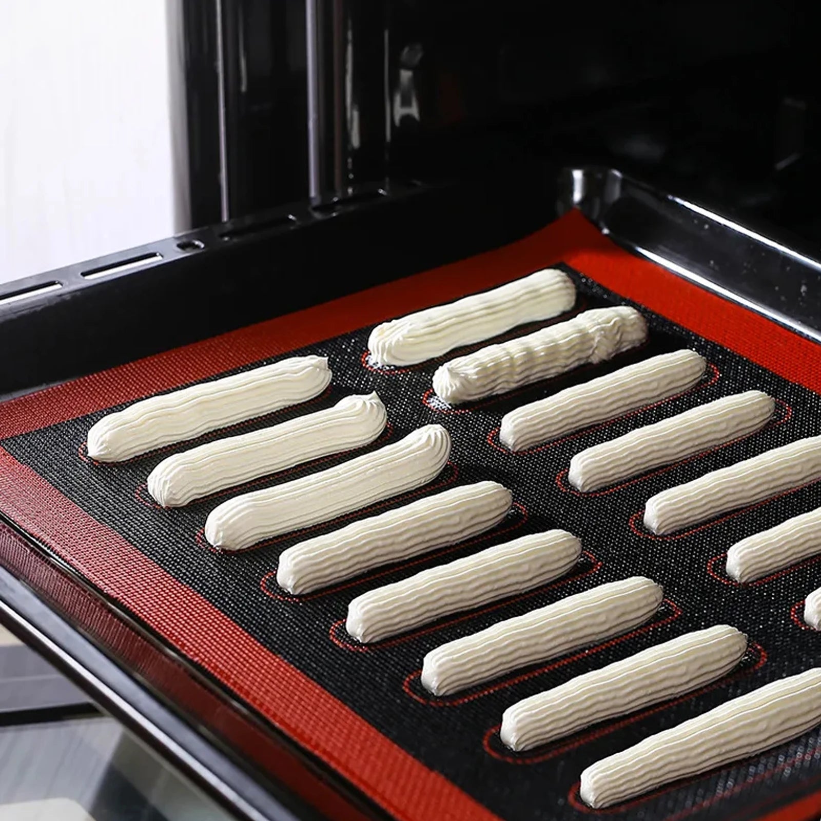 1PC Perforated Silicone Baking Mat, 2 Sides with Puff & Round Patterns, Reusable Non-stick Oven Liner, for Cookies Macaron Bread
