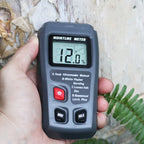 BSIDE Digital Wood Moisture Meter Professional Timber Damp Tester Handheld Hygrometer Lumber Detector EMT01 with HD LCD Display
