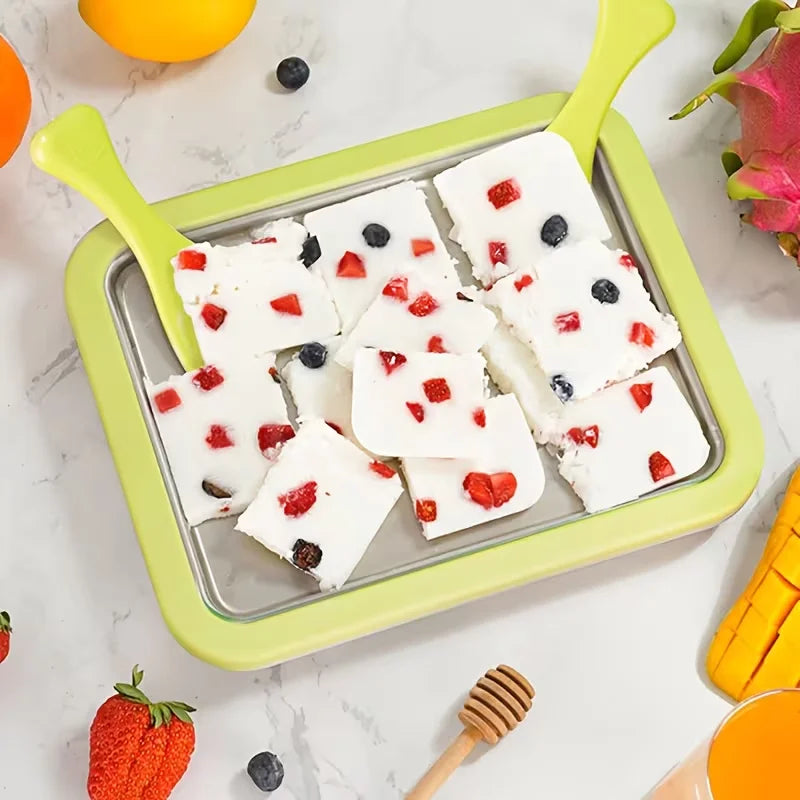 Household Ice Cream Maker Pan with 1 Scraper Instant Rolled Ice Cream Maker DIY Sorbet Frozen Yogurt Maker Ice Stir Fry Machine