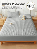 Curved Plaid Fitted Sheet, 30cm Deep Pocket. Available in Twin, Full, Queen, King and 7 colors. Waterproof, soft, breathable, wrinkle-resistant and snug-fitting, perfect for bedroom use as daily bedding.